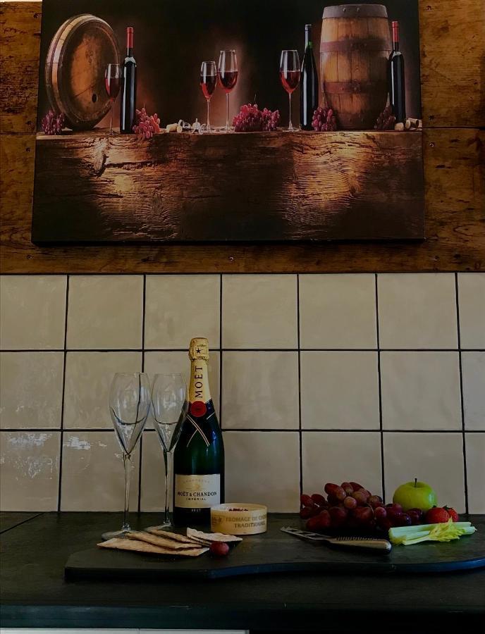 Trelaske Mill Cider Barn-With Hot Tub, Fire Pit Bbq Lewannick Esterno foto