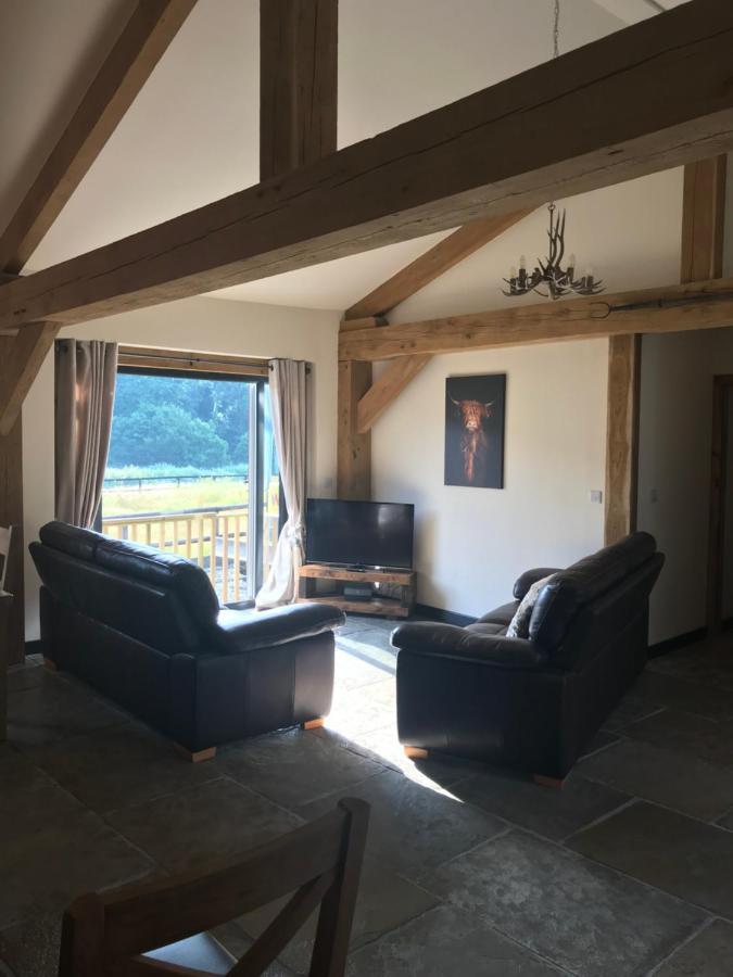 Trelaske Mill Cider Barn-With Hot Tub, Fire Pit Bbq Lewannick Esterno foto