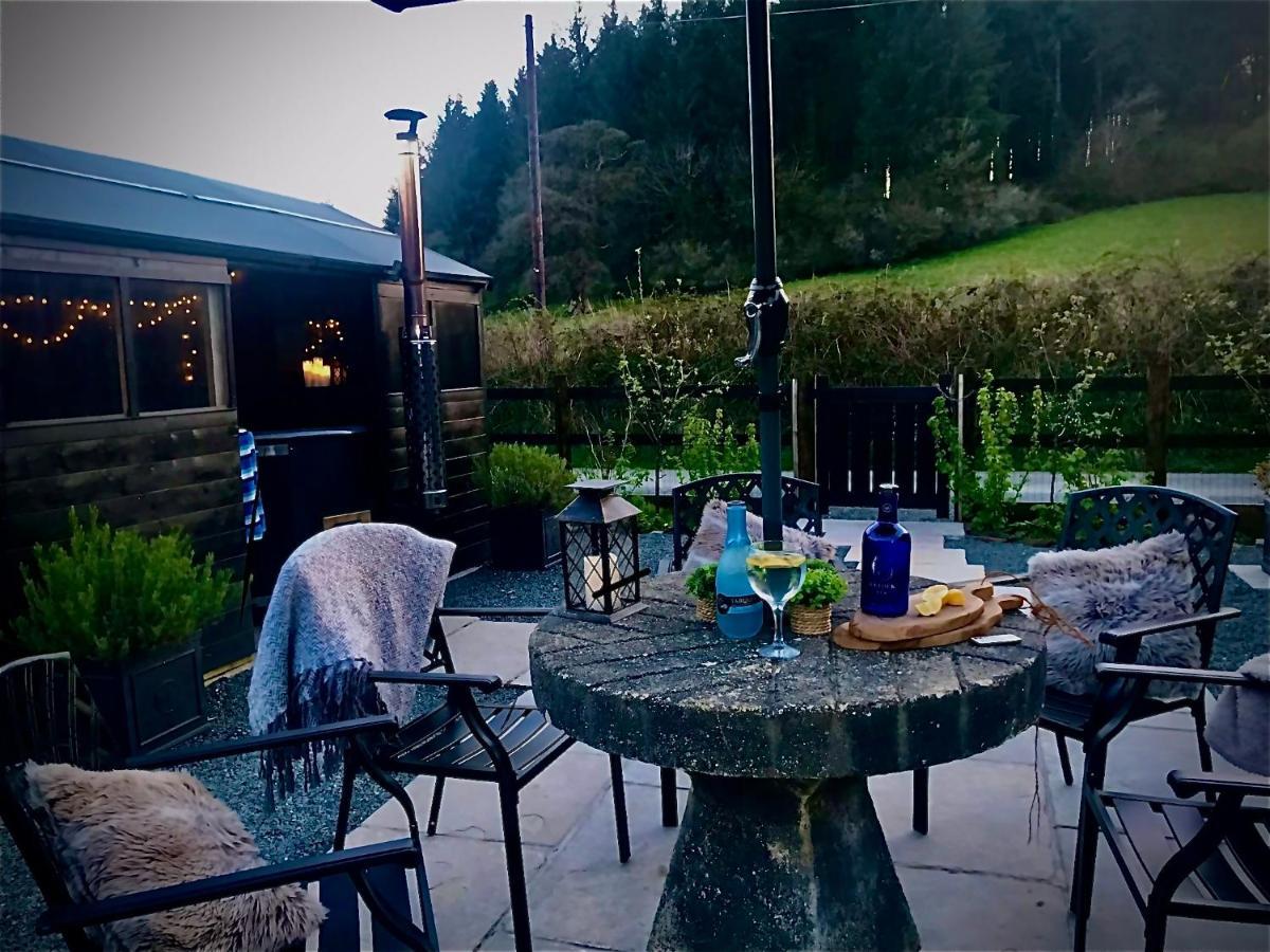 Trelaske Mill Cider Barn-With Hot Tub, Fire Pit Bbq Lewannick Esterno foto